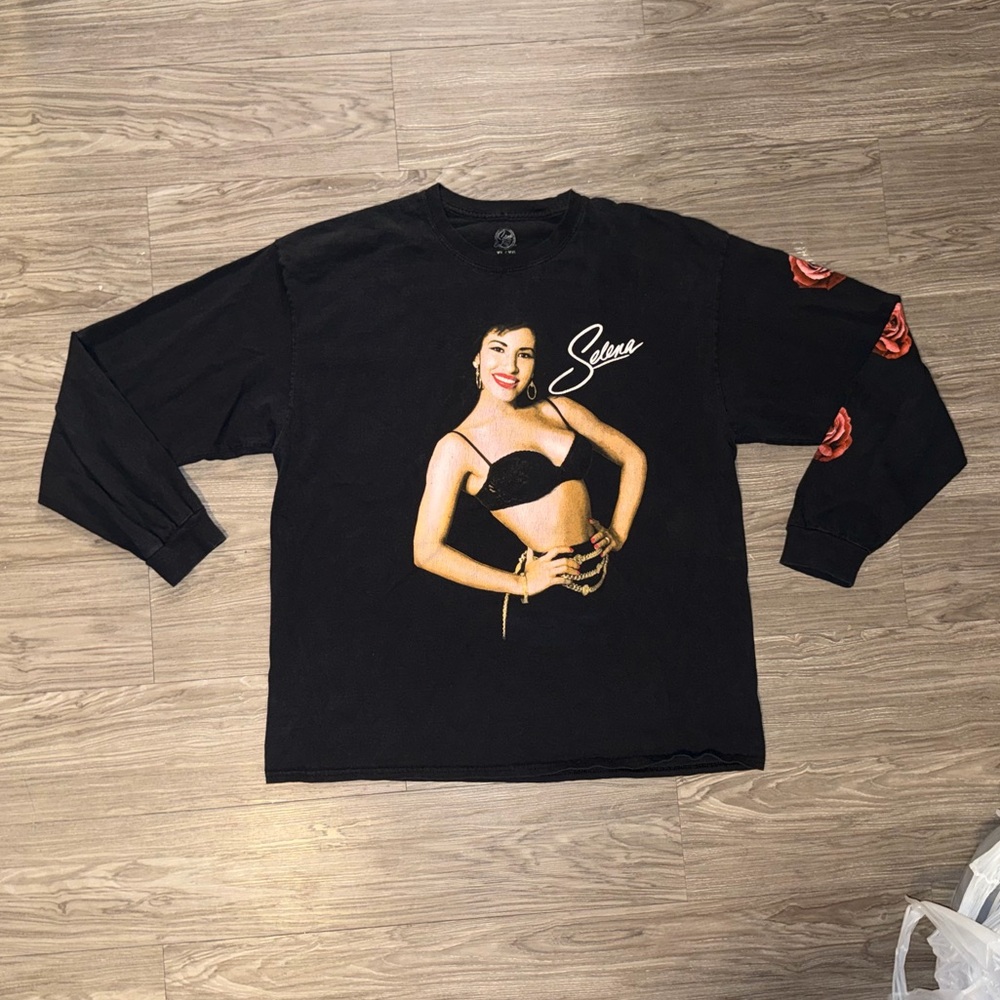 Selena Official Merchandise Graphic Print Roses Long Sleeve Shirt Mens Sz L Blk